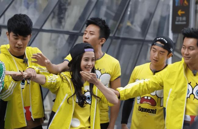 《奔跑吧兄弟》第一季剧照引起回忆杀.