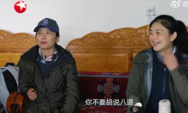 《一路前行》胡歌刘涛节目中起争执：争论野外用完厕纸是否带走 