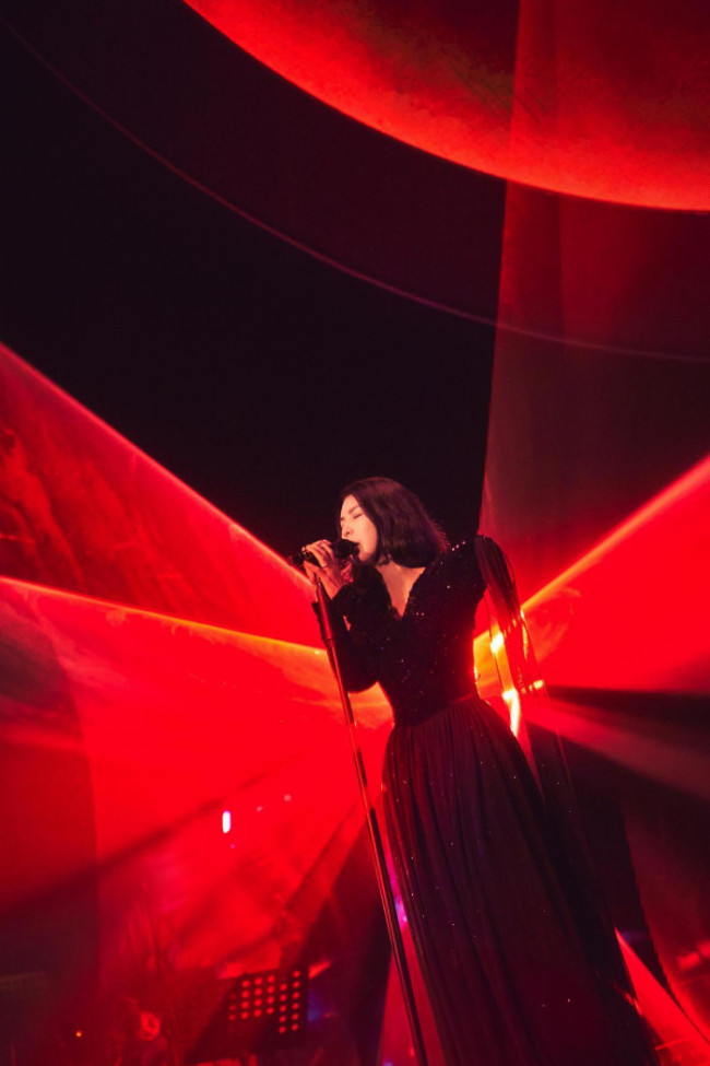 舞台唯美,歌声疗愈 许茹芸“适合相爱的时辰”深圳演唱会圆满收官