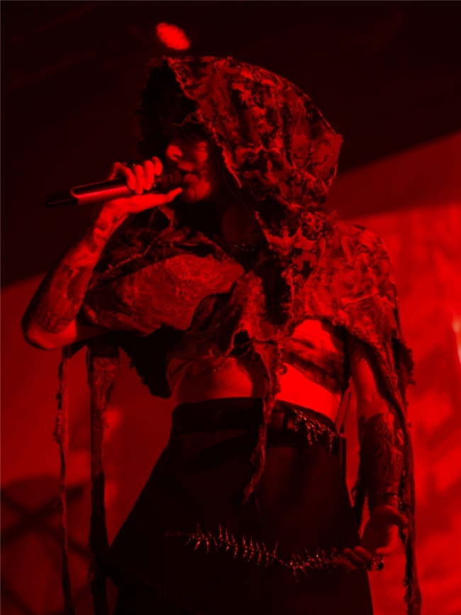 「如果世界终止」h3R3刘清云体育馆个唱圆满达成,一场关于失去与释怀的音乐叙事