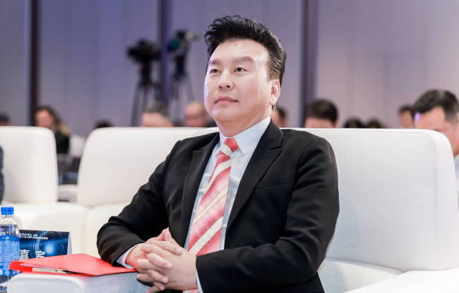 张泽群否认被央视开除：对污蔑保留相应法律权利