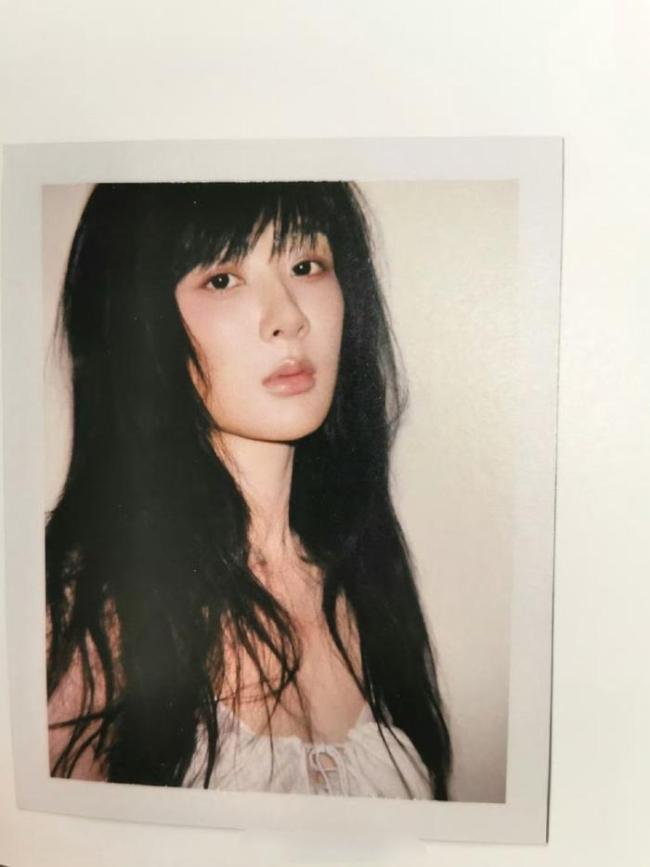 杨紫去年就拍了最近很火的撕拉片！