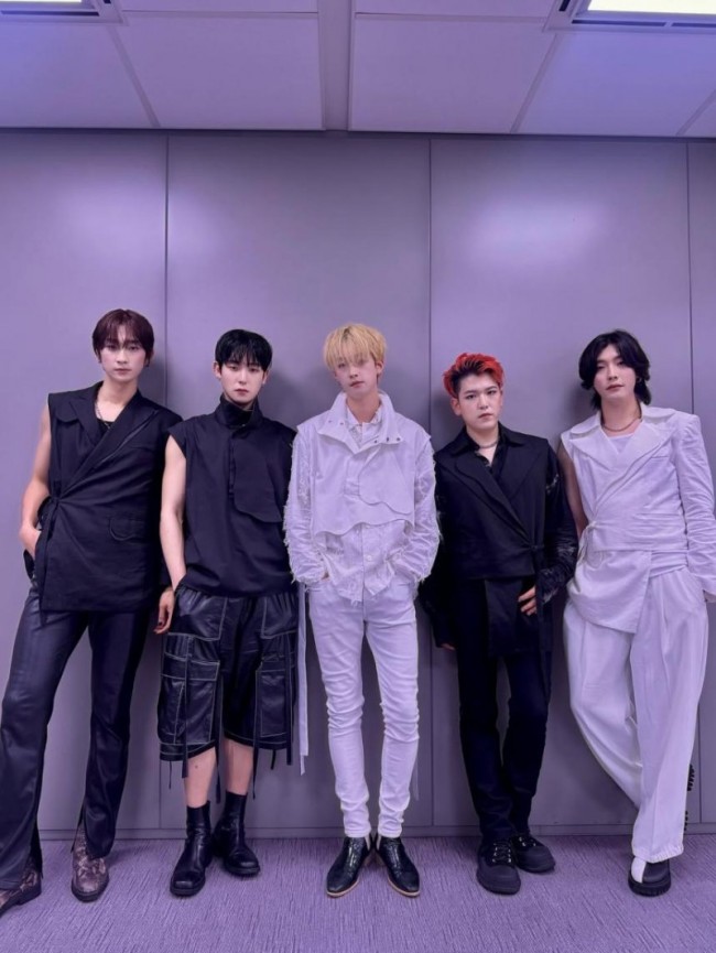 2Z:从模特到摇滚新锐,这支韩国独立乐队如何征服全球?