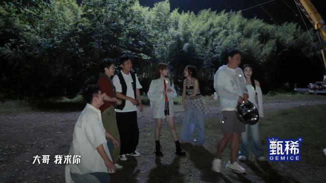 《哈哈哈哈哈》第五季夏日特辑来袭，跟着水战默契挑战放飞笑点