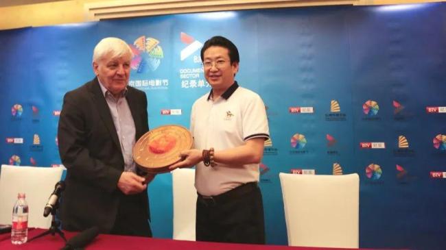 五位国际电影大师首度联袂加盟 纪录电影《新三峡》会创造什么奇迹？