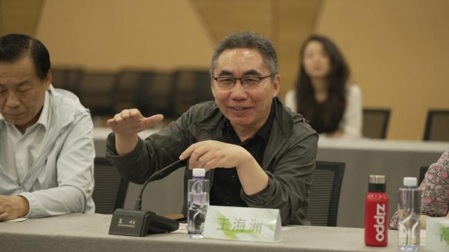 聚焦影像叙事与乡村生态:电影《水草长生》教学实践影像创作研讨会在河北美术学院举办