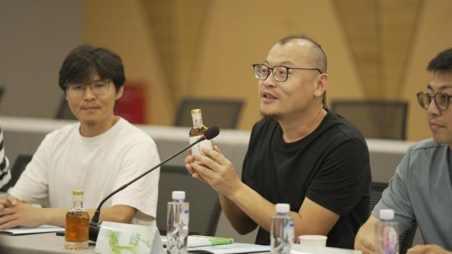 聚焦影像叙事与乡村生态:电影《水草长生》教学实践影像创作研讨会在河北美术学院举办