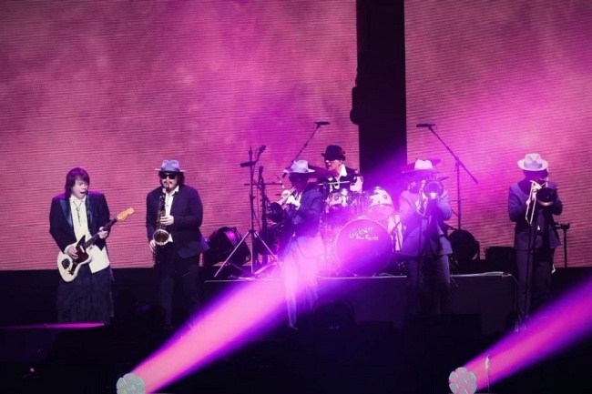 夏夜晚风吹到上海 伍佰&China Blue ROCK StTAR2上海站圆满落幕！