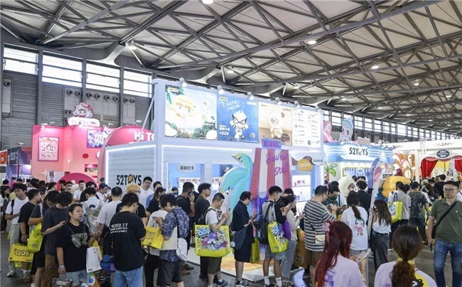 52TOYS携四大自有潮流IP亮相QDF 多元故事内核激发情感共鸣