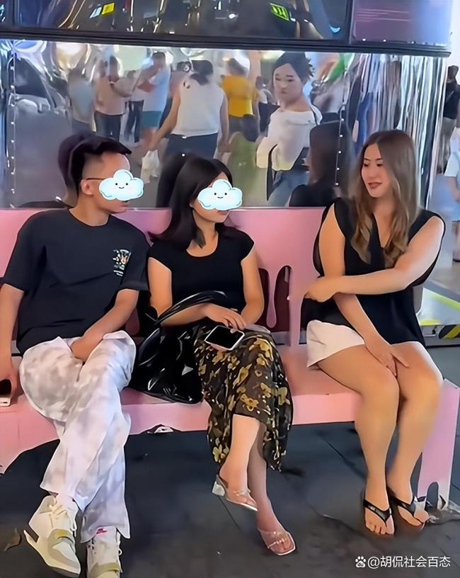 哈薩克斯坦女網(wǎng)紅在中國街頭搞“測試中國男人反應(yīng)”的行為 引發(fā)網(wǎng)絡(luò)熱議與法律爭議