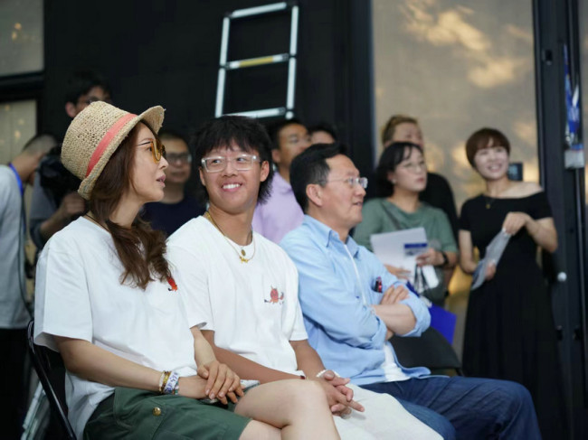 破界·新生—18歲新銳藝術少年安迪首展《andy·wu 未定義》