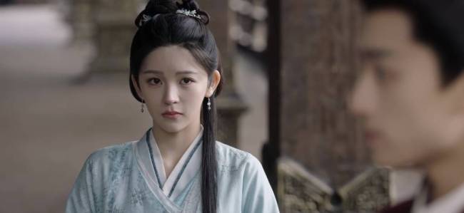 00后小花饶嘉迪凭《锦月如歌》强势突围，黑马之姿引爆观众期待