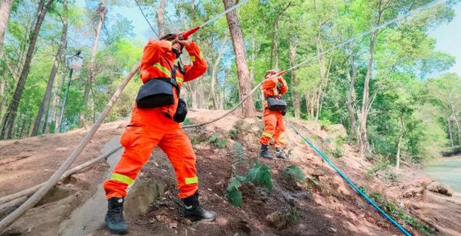 СƹŮ򱻸ʽ֪ͨ˱ԵӪѾֹͣ