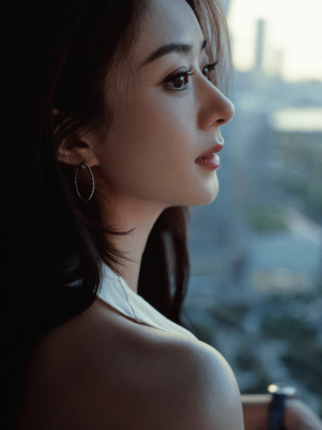 春楠化的赵丽颖 少女感满满妆容绝了