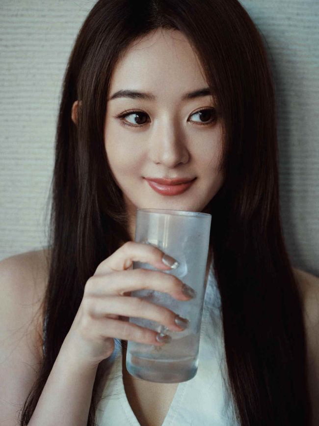 春楠化的赵丽颖 少女感满满妆容绝了