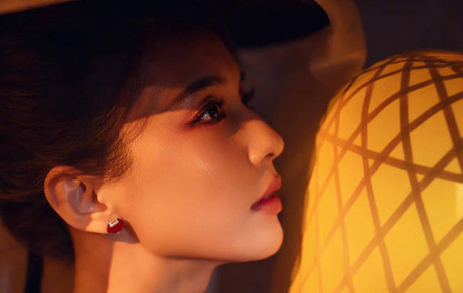 黄圣依穿汉服尽显古韵风采！气质温婉灵动美貌迷人