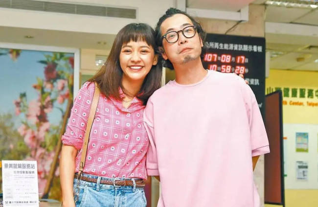 陈意涵谈倒追老公趣事！笑称老公喜欢自己牙齿漏风