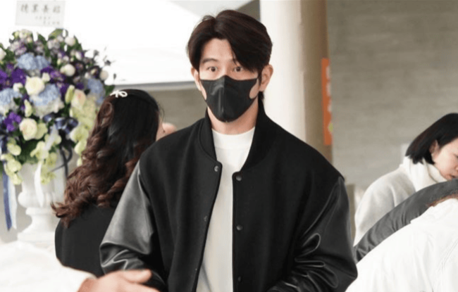 修杰楷逃兵风波后首露面 回应何时复出演戏