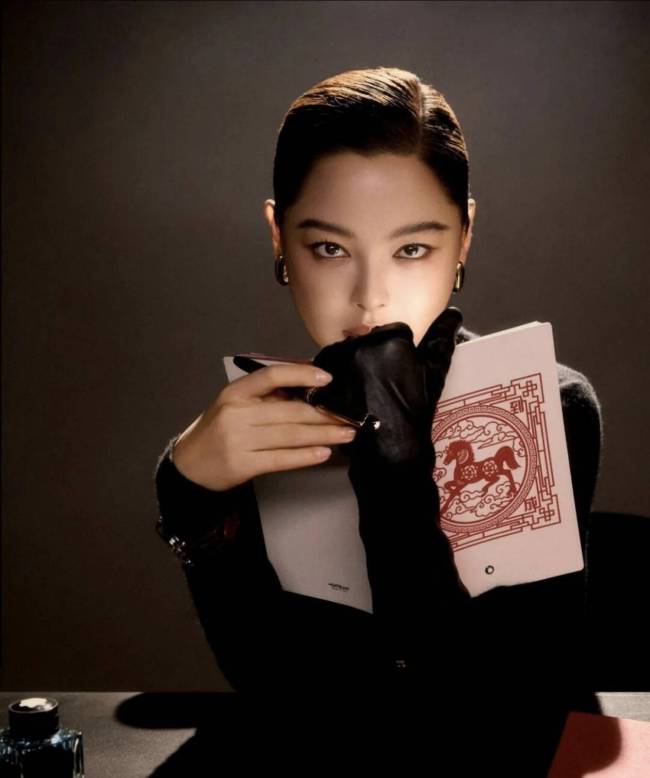 全红婵年度体育东说念主物 实力与品格的后光