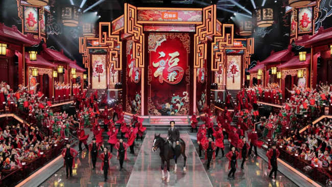 10分钟的好意思丽序章——看《骏马奔腾向朔方》怎样重塑春晚开场好意思学