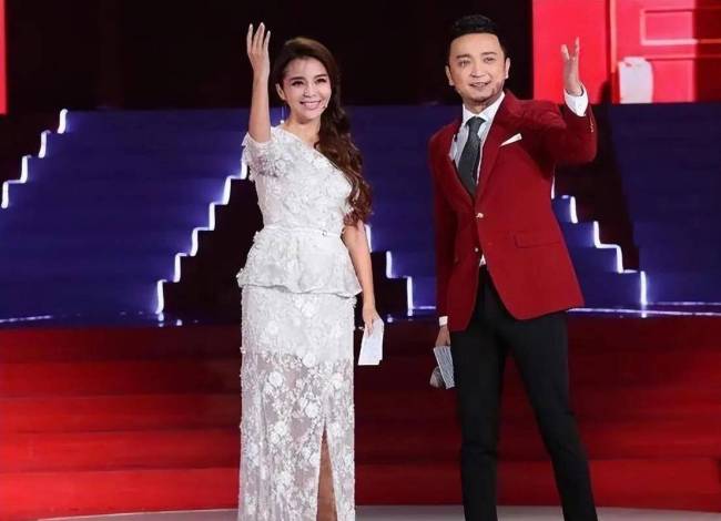 尼格买提曝和撒贝宁只可怼 互掐背后的伯仲情深