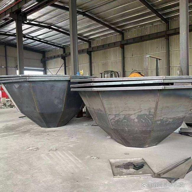 浙江一家东谈主除夜夜顺次铁锅炖我方 传统习俗探秘