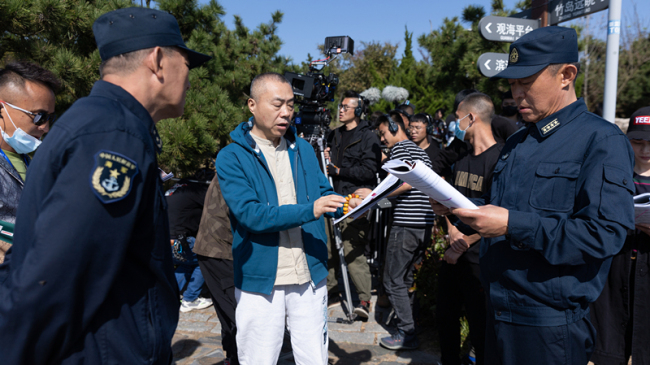 两部作品双摘飞天、三部作品同届入围金鹰,全年龄段覆盖,刘家成再证“国民导演”分量