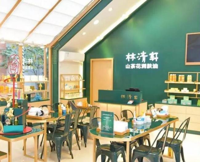 林清轩“高毛利率神话”背后：“单品依赖症”与合规隐忧