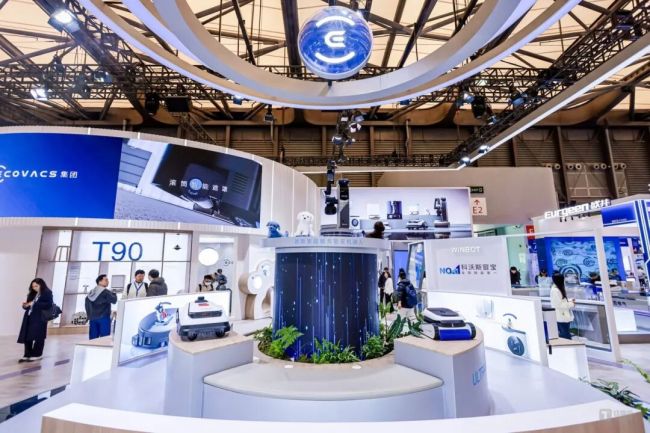 万物皆可 “养龙虾”，20万人现场围观AI家电大混战