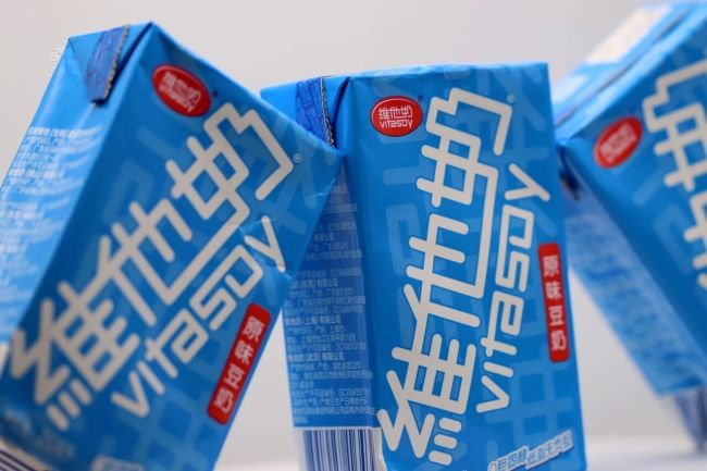 维他奶内地失速,85岁的罗友礼仍在拼