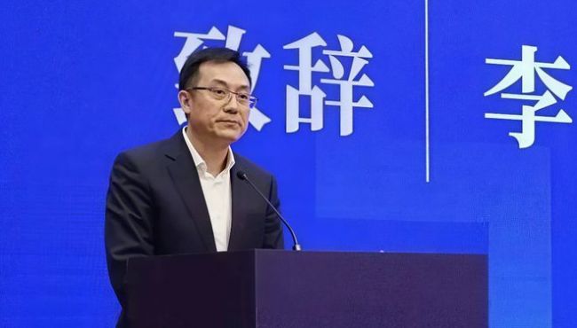 领航长安银行，李嘉辉何以解锁“下行螺旋”？