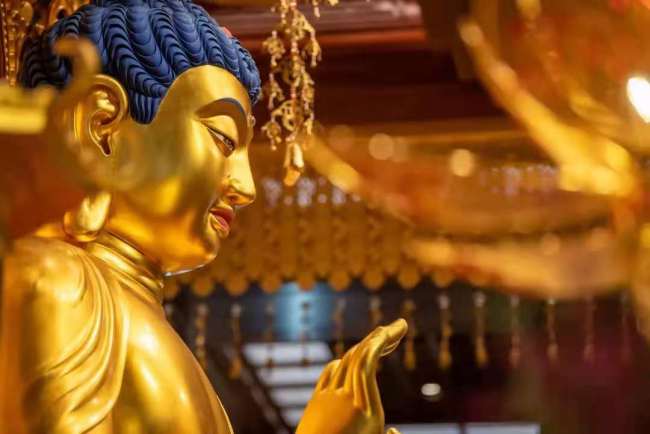 释迦牟尼佛在忉利会上对地藏菩萨的殷重付嘱