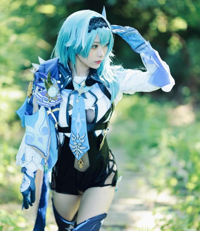 日本美女Coser kri_cos美图赏 妩媚起来又纯又欲