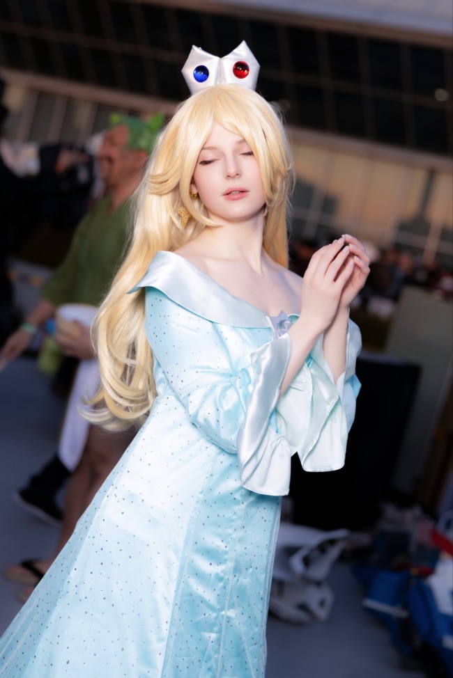 艾什莉臉模cos羅莎塔公主參加c107 網友稱：美到失語