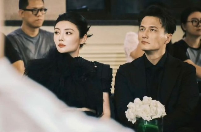 港媒曝徐冬冬疑似怀孕：停止健身 尹子维温柔摸肚子