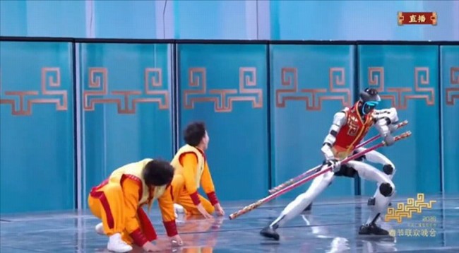 机器人全面入侵春晚 网友:这才一年进步这么大