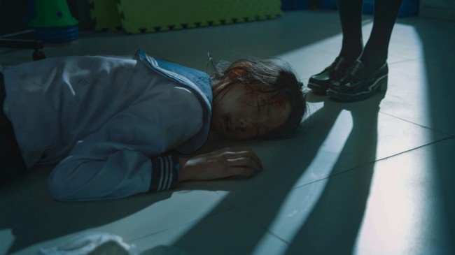 国产影游《恶校游戏》上架Steam 试玩版已上线