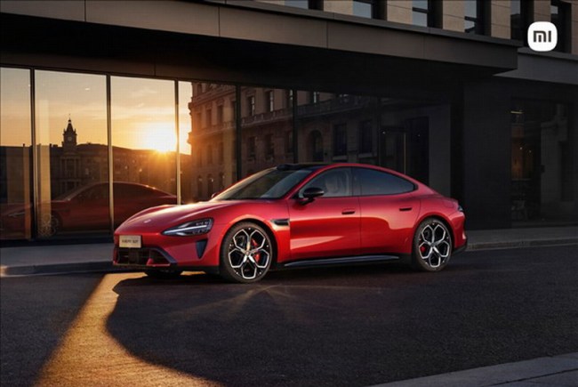 雷军谈小米造车成效原因：电动汽车好多时间跟智妙手机左近