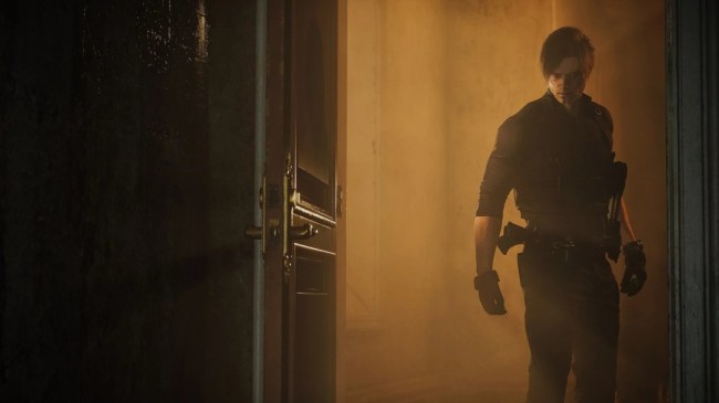 《生化危机9》里昂配音演员：“我也眼馋他的八块腹肌”