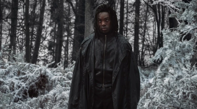 《哈利波特》剧版斯内普演员自曝片场糗事:骑扫帚时摔落悬空