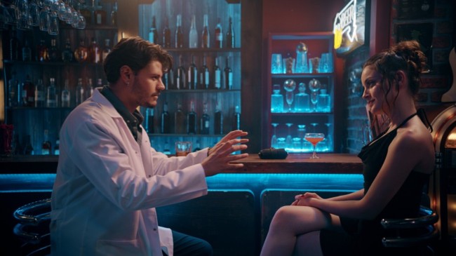 悬疑恋爱真东谈主互动影游《爱:死尔后已》上架Steam