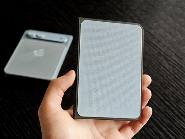 苹果第一款折叠屏iPhone Fold不会延期 依然9月发布