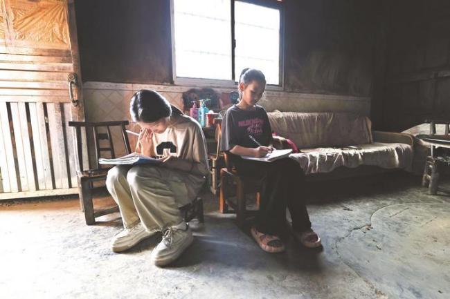 “梦想小屋”点亮大山微光 64个家庭的孩子住上舒心房