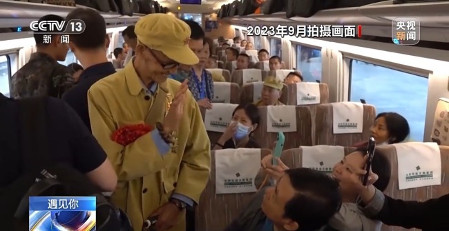 遇见你丨拥抱“最可爱的人” 他与时间赛跑为老兵圆梦