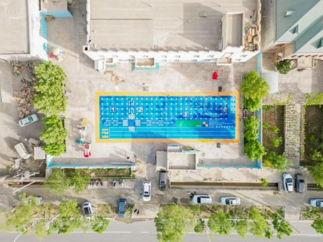 小球童圆梦“苏超”背后，美团乡村儿童操场已累计建成超4000座