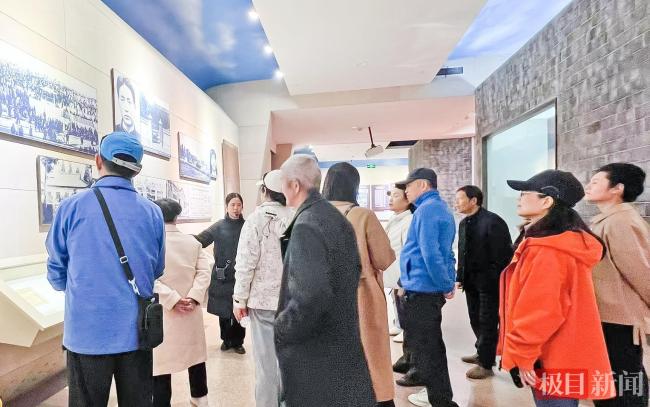 红色基因润初心,长江绿意映征程——“行走中国”公益行湖北站瞻仰革命圣地并启幕生态保护行动