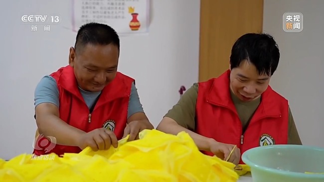 物质+服务 社会救助法为困难群众撑起“暖心伞”