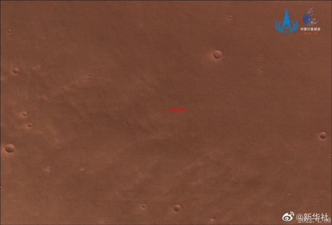 祝融号火星车遇强烈沙尘天气 进入休眠模式