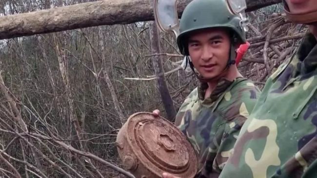 “八一勋章”喜报，送到杜富国家！