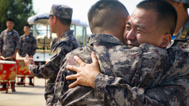 退伍季|冬天的风,吹来阵阵驼铃声 再见,老兵!